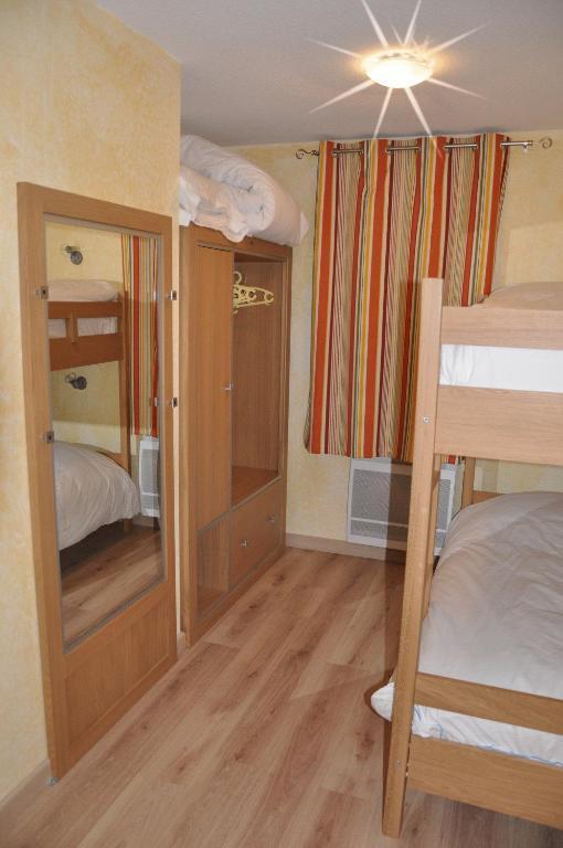 Residence C2A Les Terrasses D'Isola Изола 2000 Стая снимка